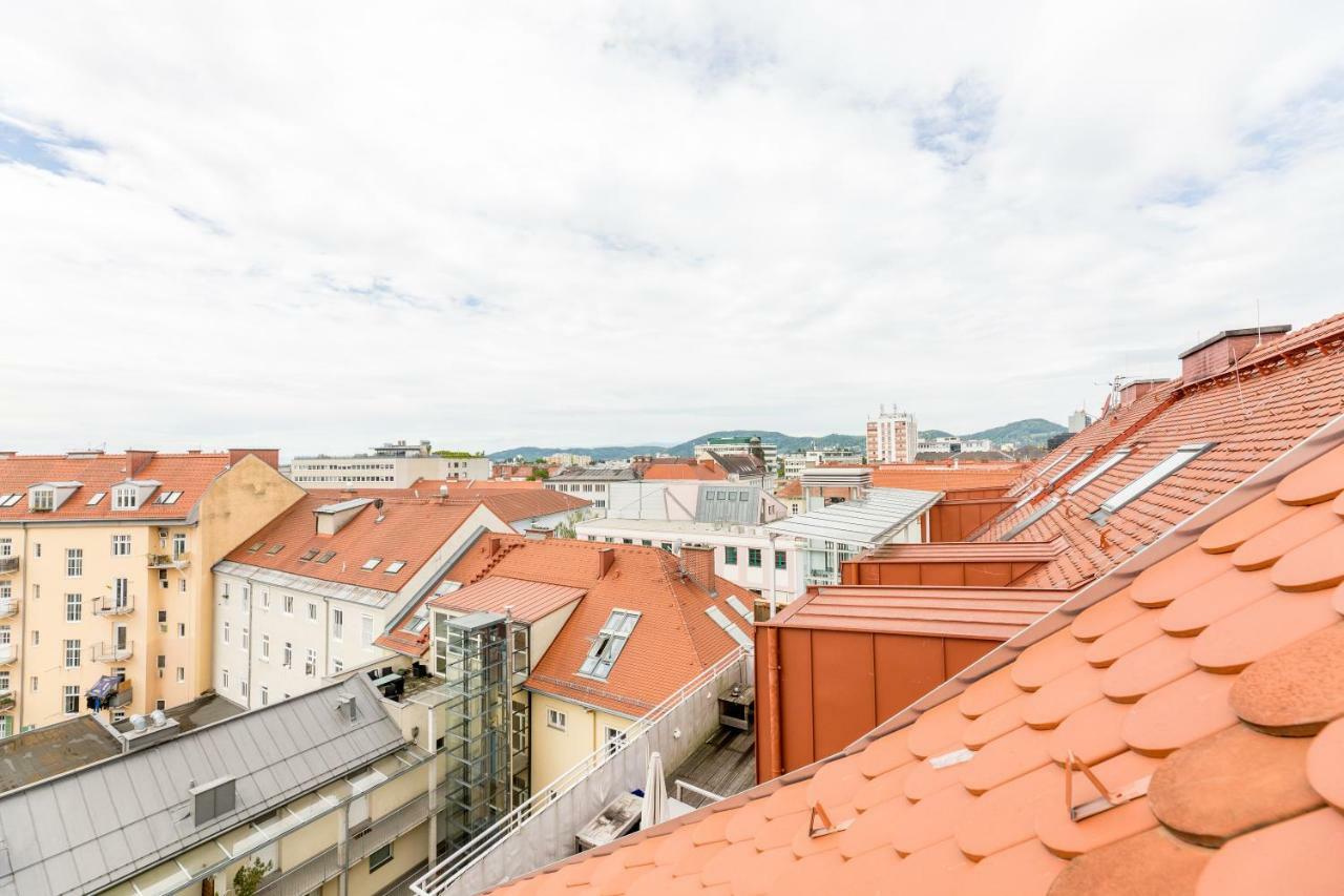 Grosse Dachgeschosswohnung Im Herzen Von Graz Eksteriør billede