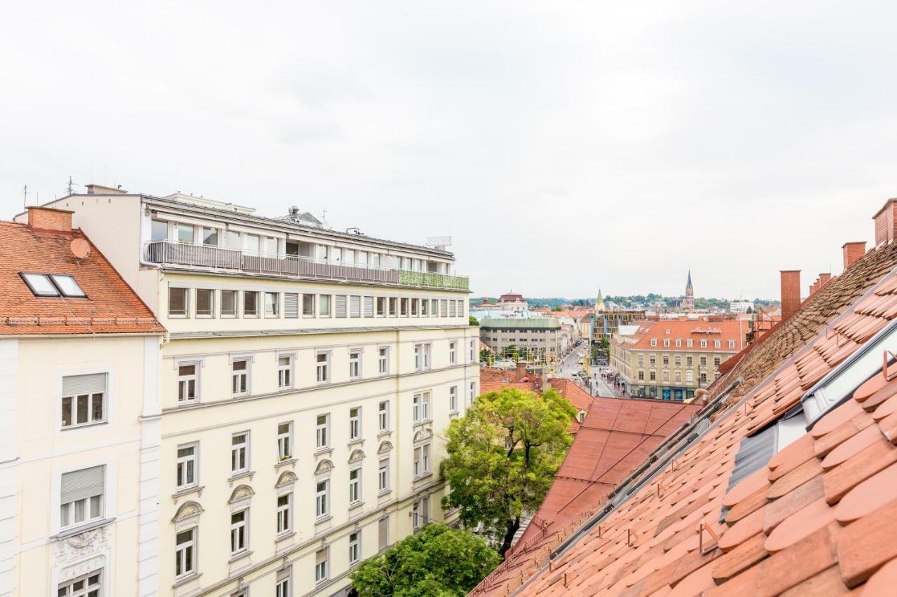 Grosse Dachgeschosswohnung Im Herzen Von Graz Eksteriør billede